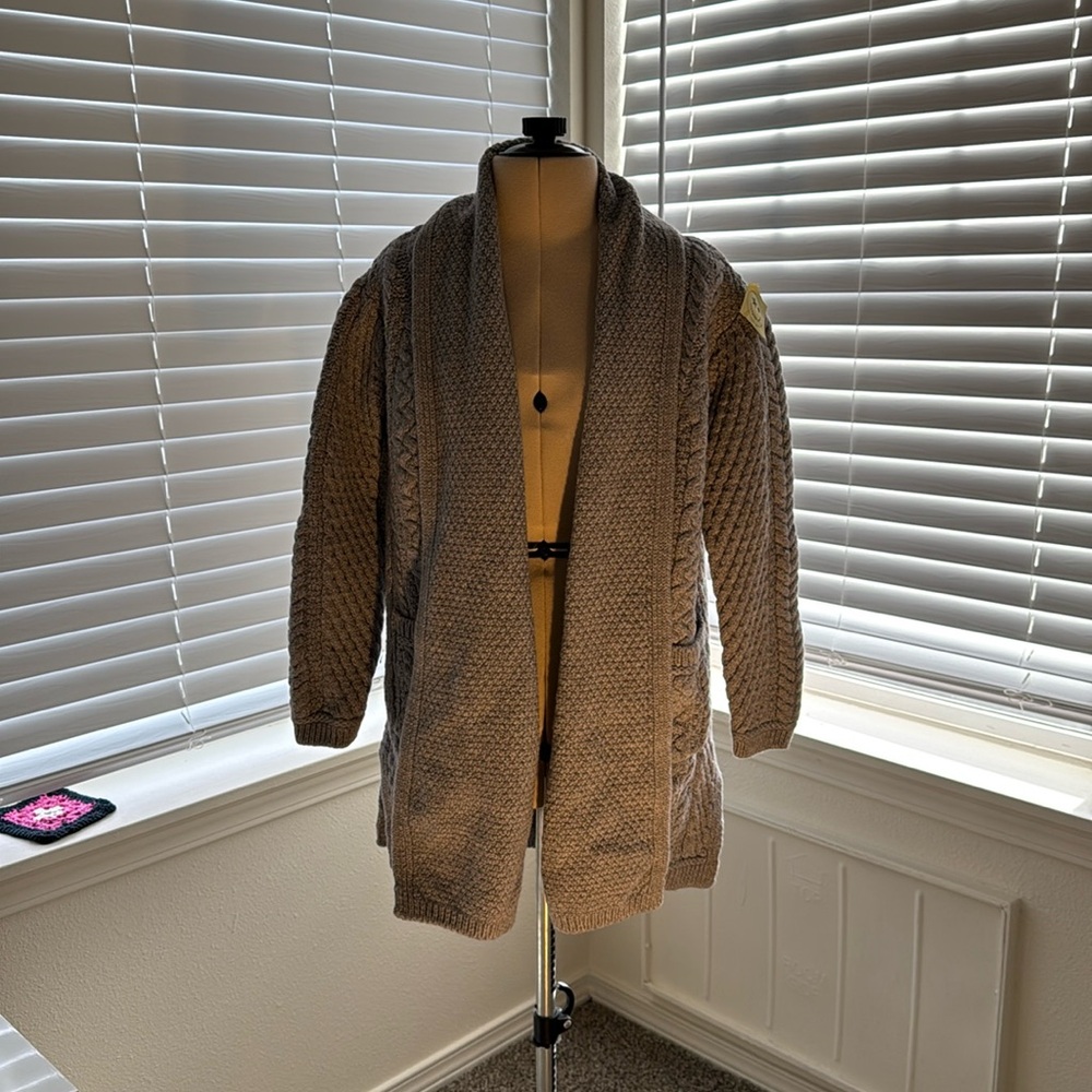 100 % Merino Wool, made in Ireland